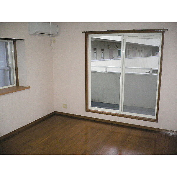 detached 群馬県伊勢崎市宮子町2840-5

地図を見る