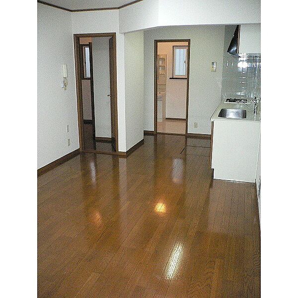 detached 群馬県伊勢崎市宮子町2840-5

地図を見る