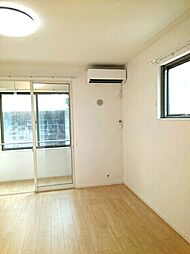 グランドソレーユIII 103 1階1Kのリビング/ダイニング