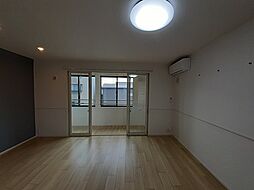 リヴァージュ　Ｋ 201 2階1LDKのリビング/ダイニング