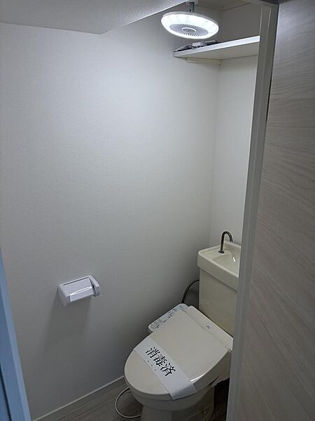 トイレを拡大表示