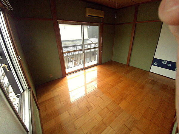 室内