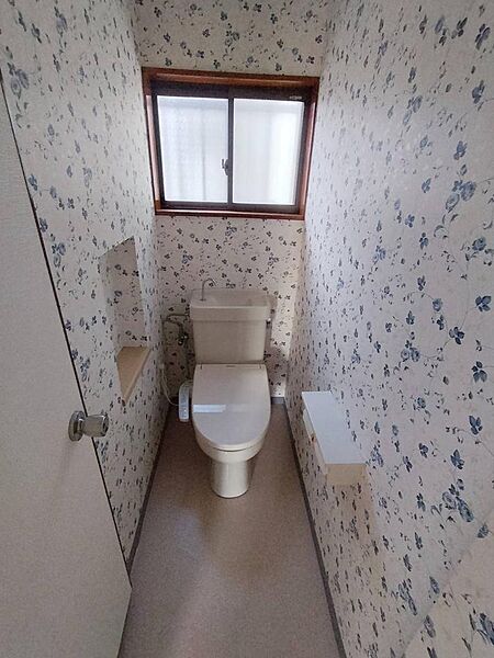 トイレを拡大表示