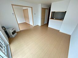 ハーモニックIII 102 1階2LDKのリビング/ダイニング