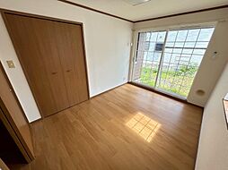 ヴァルトプラッツＡ 102