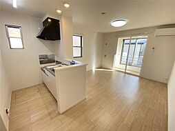 スパッシオ　リベロ 101 1階ワンルームのリビング/ダイニング