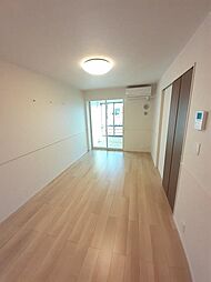 メゾンブリーゼI 103 1階1LDKのリビング/ダイニング