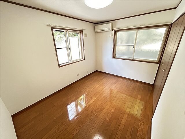 寝室
