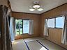 室内：ガレ−ジ2階和室