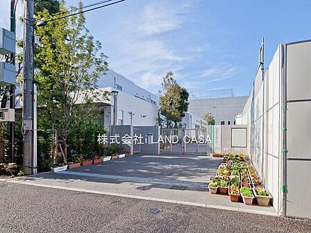 和泉中学校まで(640m)