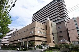 [周辺] 横浜市立大学附属市民総合医療センターまで1332m、「頼れる病院ランキング」において、2012年、2013年に全国1位に選出されたこともある病院。いざという時に助かります。