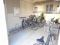[その他] 駐輪場もありますので自転車お持ちのお客様も安心です。