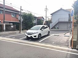 FK中村本町３丁目駐車場（縦列区画）