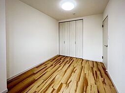 [内装] どの部屋にもたっぷりの収納。ゆったりとした住空間が実現可能です。