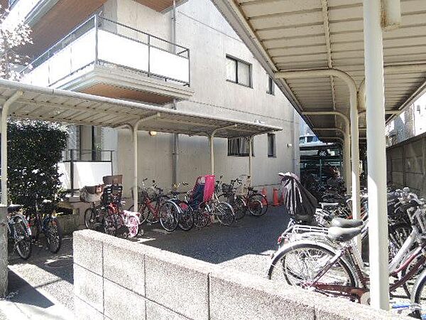 ガーデンコート碌山 3階 | 東京都北区志茂 賃貸マンション 外観