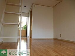 リッチ・フィールド 2階ワンルームのリビング/ダイニング