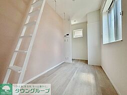 プラート 2階ワンルームのリビング/ダイニング