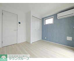 ブルーライトヨコハマ 6階1Kのリビング/ダイニング