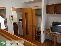 レオパレスＦｌａｔ浜松町 1階1Kのリビング/ダイニング