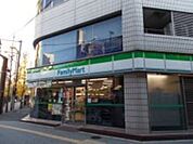 ファミリーマート神田岩本町一丁目店 194m