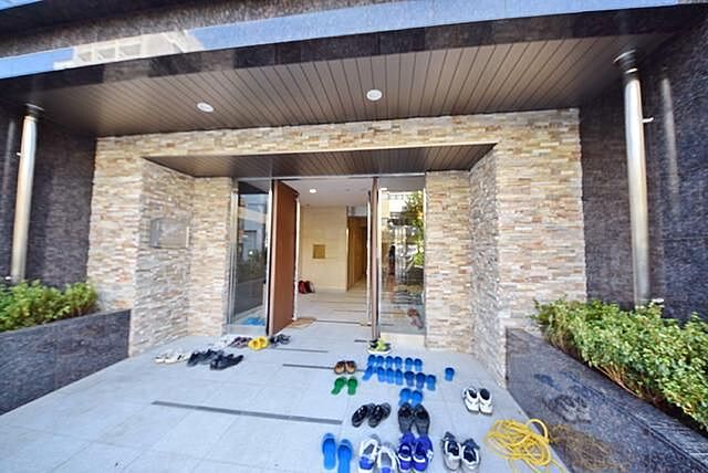 9 / 20