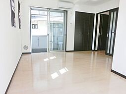 JR総武線 幕張駅 徒歩3分の賃貸マンション 2階1Kのリビング/ダイニング