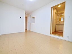 京王相模原線 京王多摩センター駅 バス8分 恵泉女学園大学入口下車 徒歩5分の賃貸アパート 2階1LDKのリビング/ダイニング