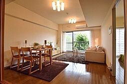 T’s garden府中 5階3SLDKのリビング/ダイニング