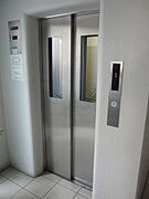 エレベーターあります