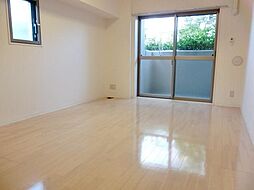 ルミエール 601 6階1Kのリビング/ダイニング