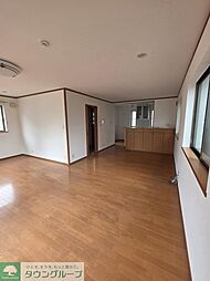 小菅2丁目戸建て A 4LDKのリビング/ダイニング