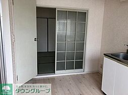 ボン・ド・ミール 203 2階2Kのリビング/ダイニング