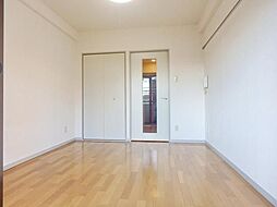 アメニティ・93 401 4階1Kのリビング/ダイニング