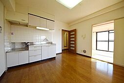 プライムステージ明神町 402 4階2DKのリビング/ダイニング