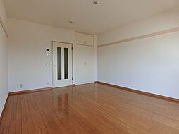 第3ハピネス 106 1階1Kのリビング/ダイニング