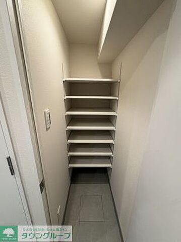 収納