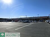 イオンタウン 徒歩5分。ショッピングセンター 350m