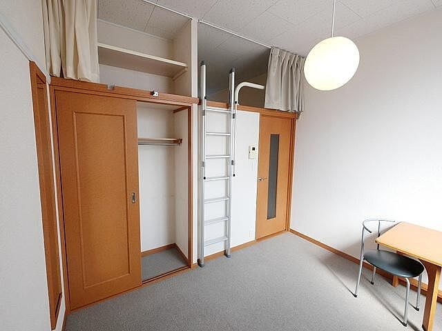 室内