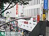 周辺：ビックカメラ 立川店 徒歩6分。ショッピングセンター 460m