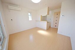 メゾンドサンセールＣ 202 2階1LDKのリビング/ダイニング