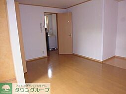 小田急小田原線 喜多見駅 徒歩11分の賃貸アパート 1階1Kのリビング/ダイニング