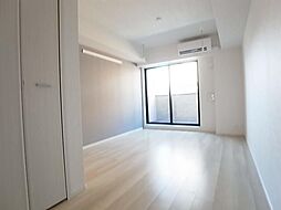 京王線 国領駅 徒歩4分の賃貸アパート 3階1Kのリビング/ダイニング