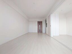 JR中央線 武蔵境駅 徒歩3分の賃貸マンション 13階2LDKのリビング/ダイニング