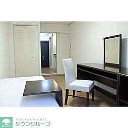 ジョイフル祐天寺 301 3階ワンルームのリビング/ダイニング