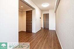 コンフォリア・リヴ北新宿 702 7階1LDKのリビング/ダイニング