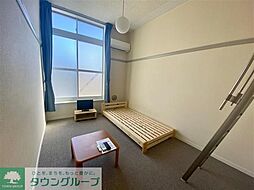 レオパレスＡｄｍｉｒａｔｉｏｎ 206 2階1Kのリビング/ダイニング