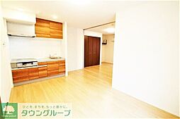 ブルースカイ 1階1LDKのリビング/ダイニング