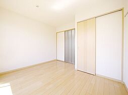 モモハウス 1階1Kのリビング/ダイニング