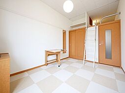 JR南武線 津田山駅 徒歩23分の賃貸マンション 2階1Kのリビング/ダイニング