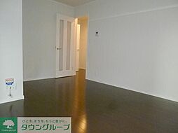 エバーグリーンIII 205 2階1Kのリビング/ダイニング